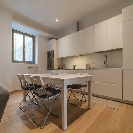 Gianicolo & Trastevere Roomy Flat Apartamento Roma